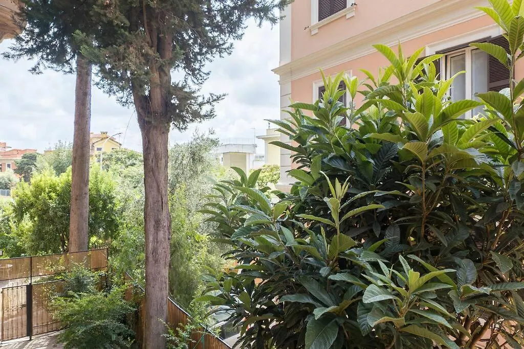Apartment Poerio Home&Garden Near The Centre Of Rome
